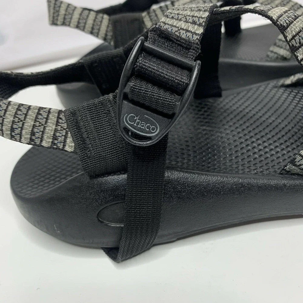 Chaco title boulder